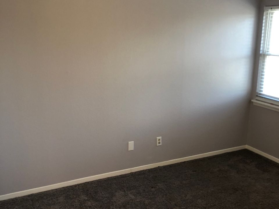 1st image of 18210 Vinland Dr #8210