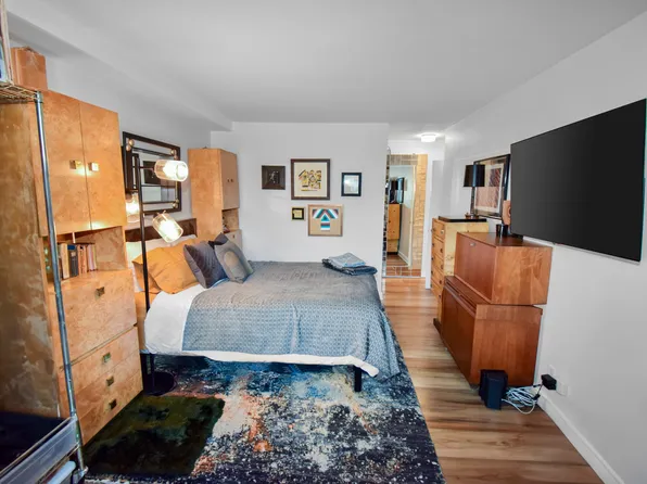 75 Henry Street image 10 of 10