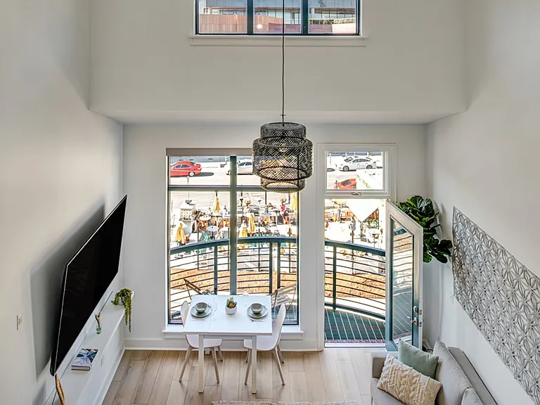 115 E Park Ave E #411 — Photo 2