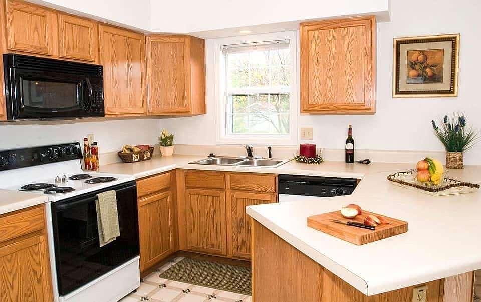 2nd image of 244 Old Cedarfield Dr #244
