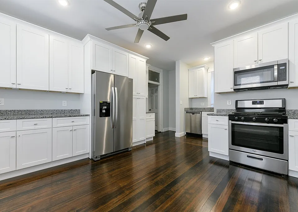 107 Harrishof St #2