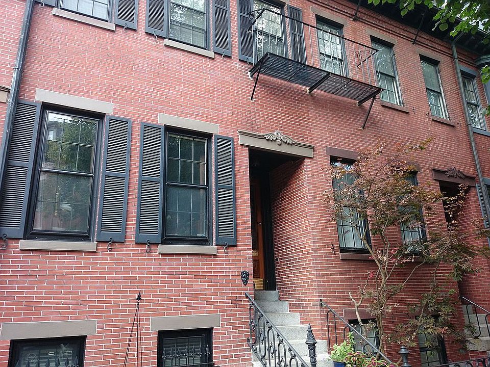 2nd image of 47 Appleton St