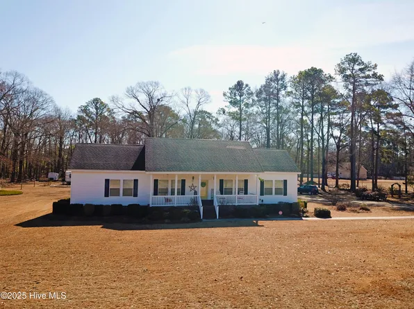 208 David Road, Grifton, NC 28530