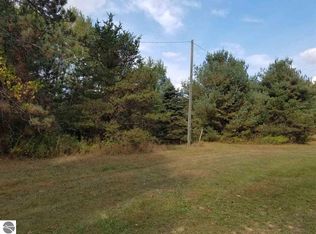 5368 S Branch Rd, Long Lake, MI 48743