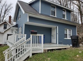 1899 Reyburn Rd, Cleveland, OH 44112