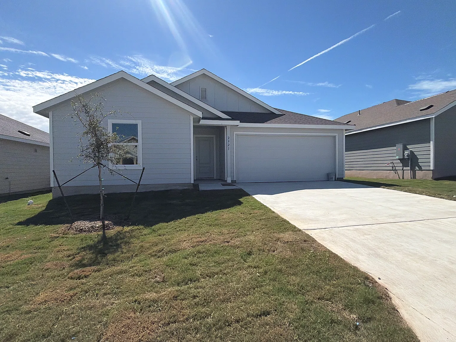 3 bed, 1569 sqft, $1,650 — Photo 1