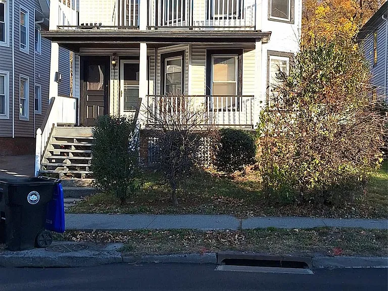 195 N Hamilton St #2 — Photo 1