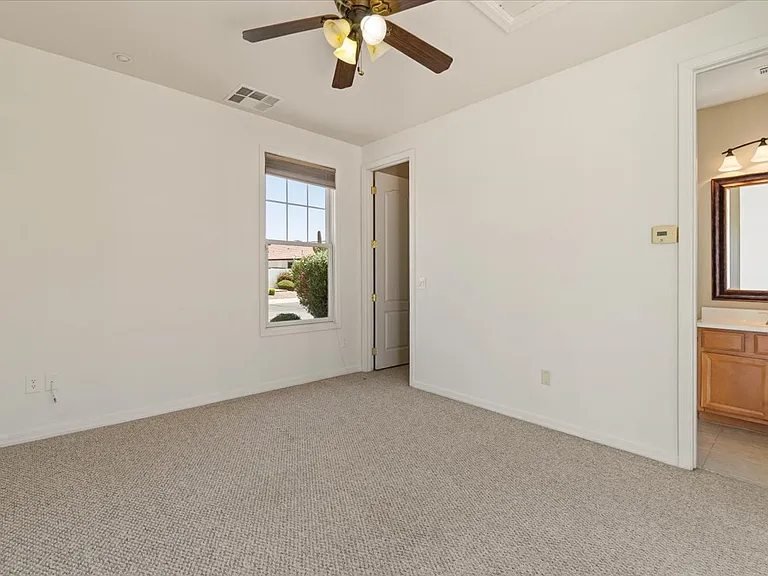 2435 E Desert Broom Pl — Photo 31