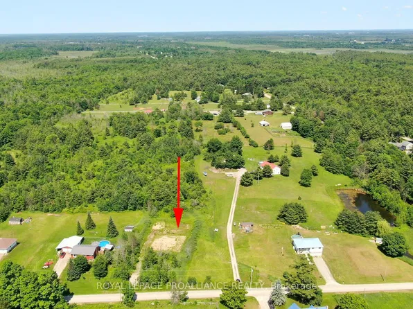 7 A Osborne Rd, Athens, ON K0E 1B0