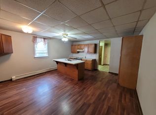 108 S Main St, Spring Grove, PA 17362