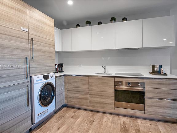 5th image of 777 Ocean Dr Unit N514