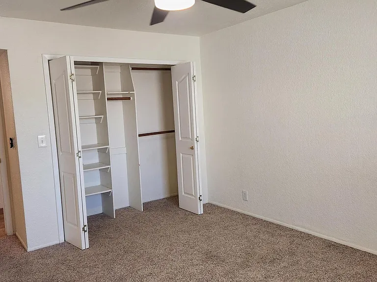 2253 Daytona Ave — Photo 29