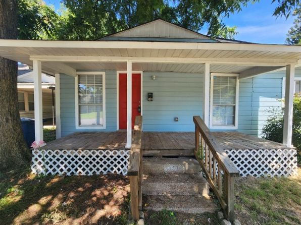 4511 Atkins St