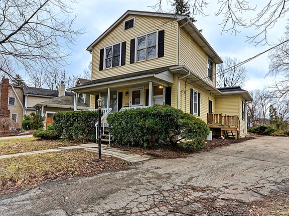 3rd image of 323 Hill Ave