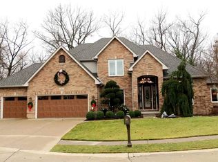 3862 35th Avenue Ct, Moline, IL 61265