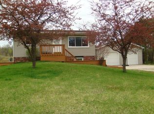 566 S Castor Rd, Shepherd, MI 48883