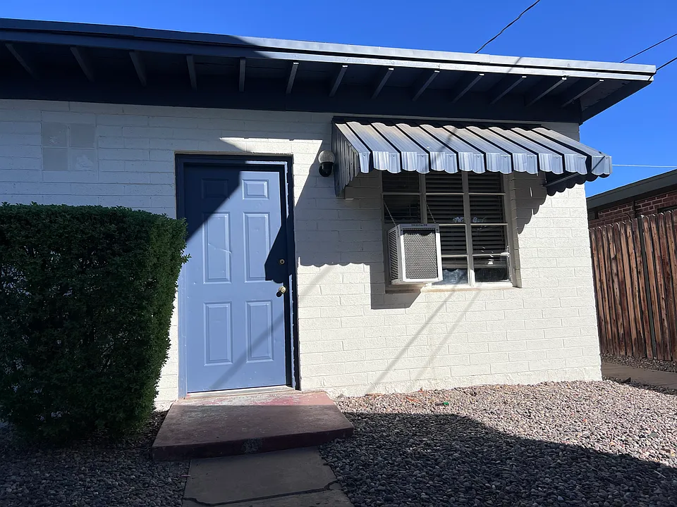 Front of unit