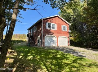 661 S Preston Rd, Lakewood, PA 18439