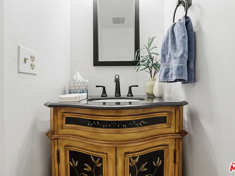 11952 Darlington Ave #3 — Photo 9