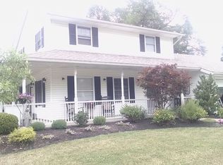 1443 Sanford St, Vermilion, OH 44089