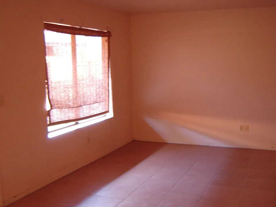 Tile in unit B