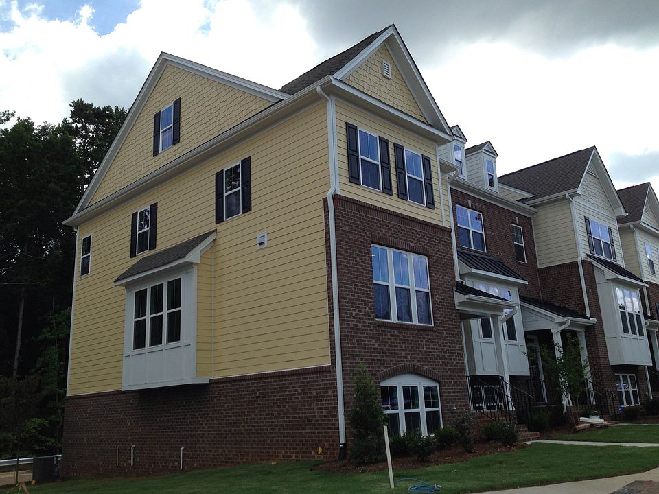 2nd image of 5631 Wade Park Blvd