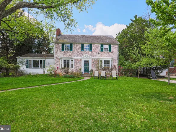 3310 Labyrinth Rd, Baltimore, MD 21215