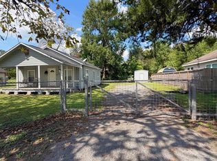 270 W Bolivar St, Vidor, TX 77662