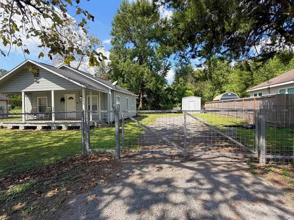 270 W Bolivar St, Vidor, TX 77662