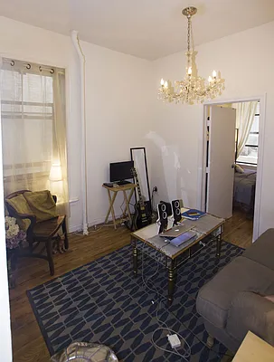 Rented by Jonis Realty | media 6