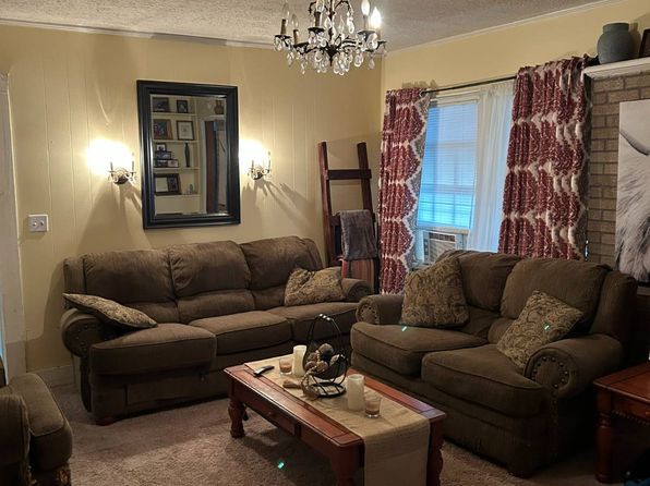 210 Woodland Dr, Kosciusko, MS 39090