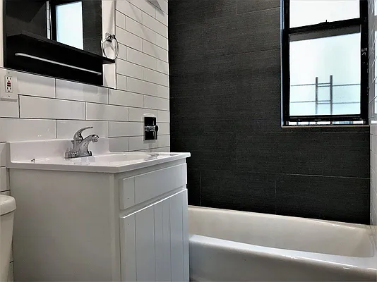 Rented by Bruma Realty LLC | media 5