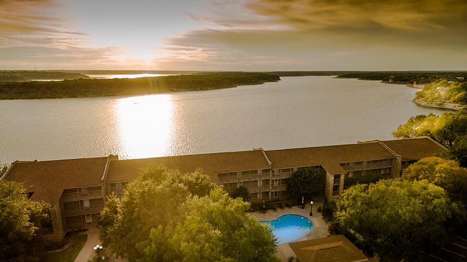 1st image of 2 Cliffhouse Dr APT 310