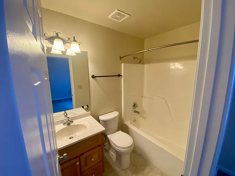1694 Jeffrey Ln — Photo 17