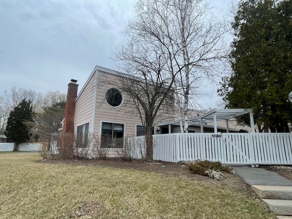 231 Strawberry Hill Cir #2