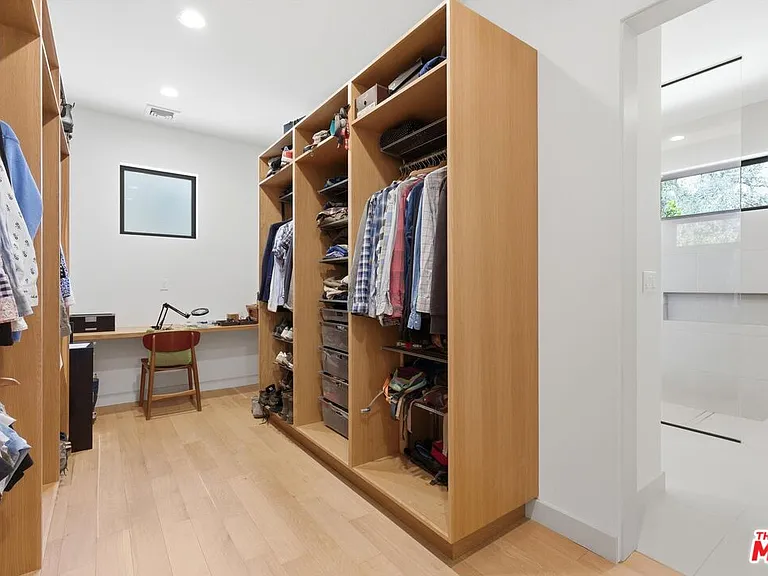 3860 Madison Rd — Photo 37
