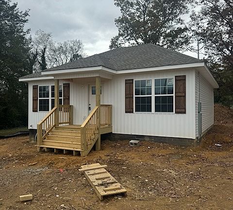2nd image of 4425 Apex Dr