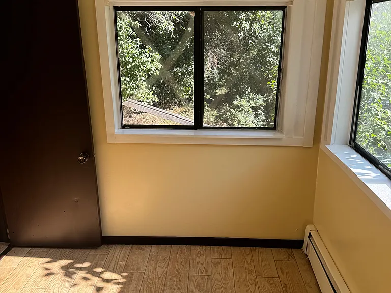 smaller bedroom