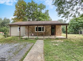 38 Pipeline Rd, Newville, PA 17241