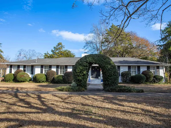 1406 Mill St, Camden, SC 29020