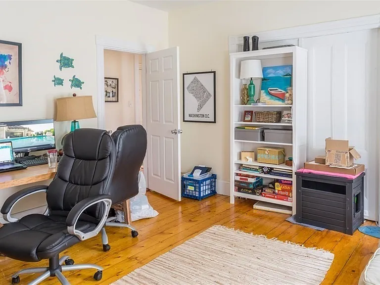 14 Stickney Ave — Photo 4