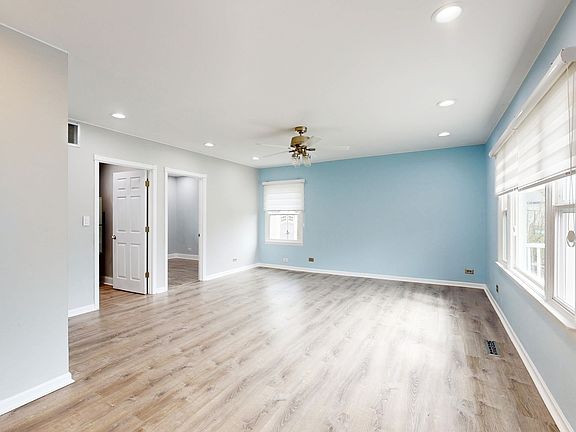 4th image of 1760 Sycamore Ave