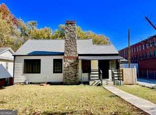 3044 E Point St, East Pt, GA 30344