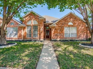 221 Miramar Dr, Arlington, TX 76002
