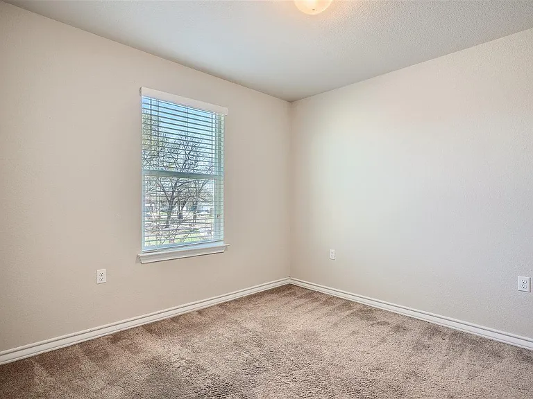 1604 Los Olivios Way — Photo 19