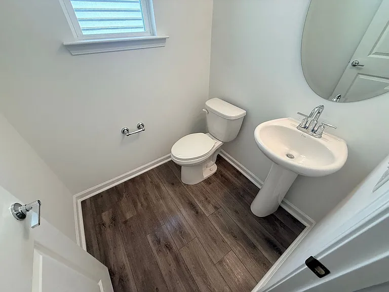 5637 Bay Rock Rd — Photo 3