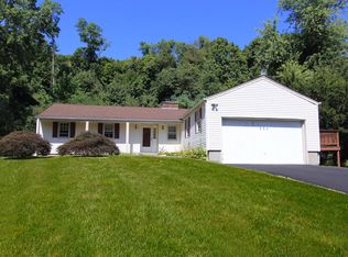 550 Underhill Ave, Yorktown Heights, NY 10598