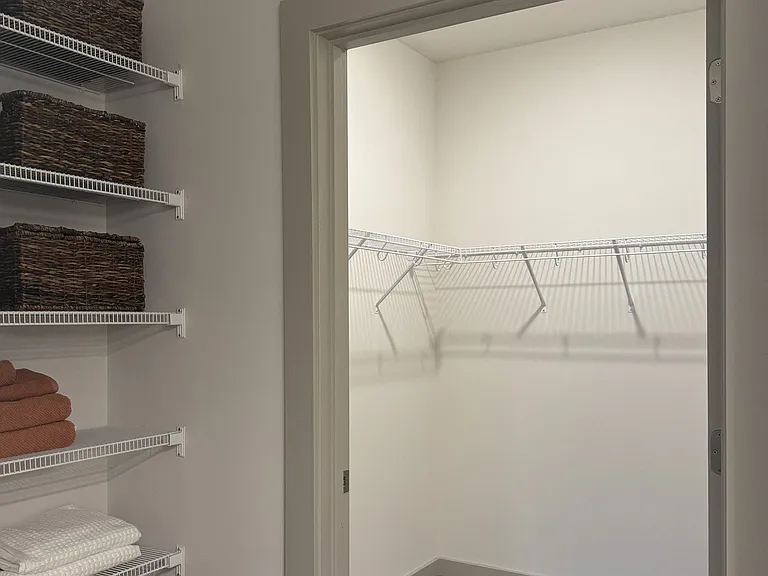 Altura Apartments — Photo 25