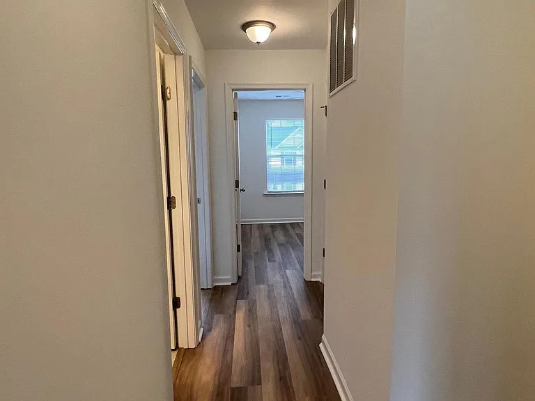 51 Ventura Way — Photo 13