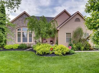 3750 W Bay Cir, Lewis Center, OH 43035
